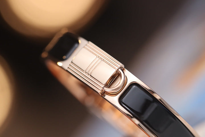 Svart Helene Lås Armbånd i Roségull