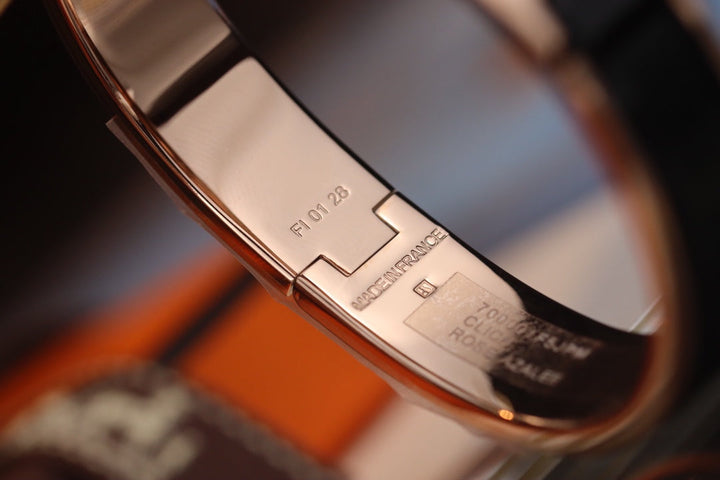 Svart Helene Lås Armbånd i Roségull