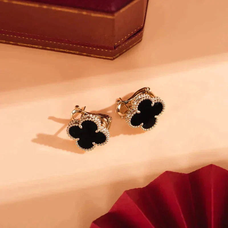 KLOVER MEDIUM ONYX STUD EARRINGS - 1 MOTIF
