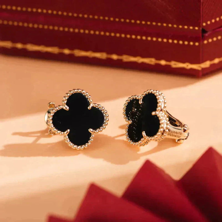 KLOVER MEDIUM ONYX STUD EARRINGS - 1 MOTIF
