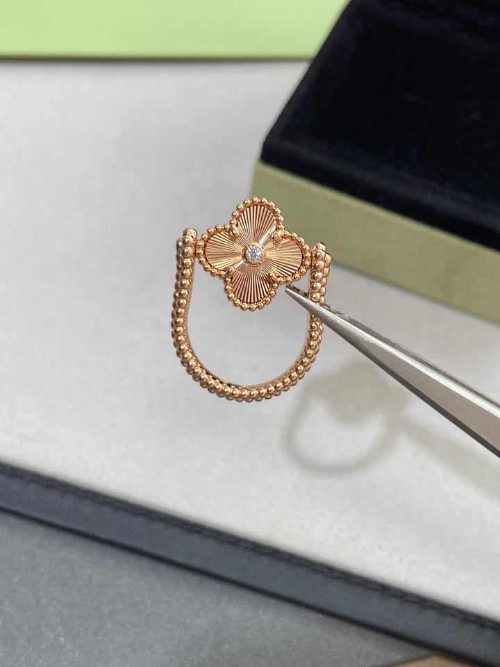 Klover Reversible Ring in Rose Gold