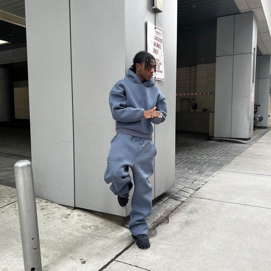 StyleMotion Extra-Large Tracksuit