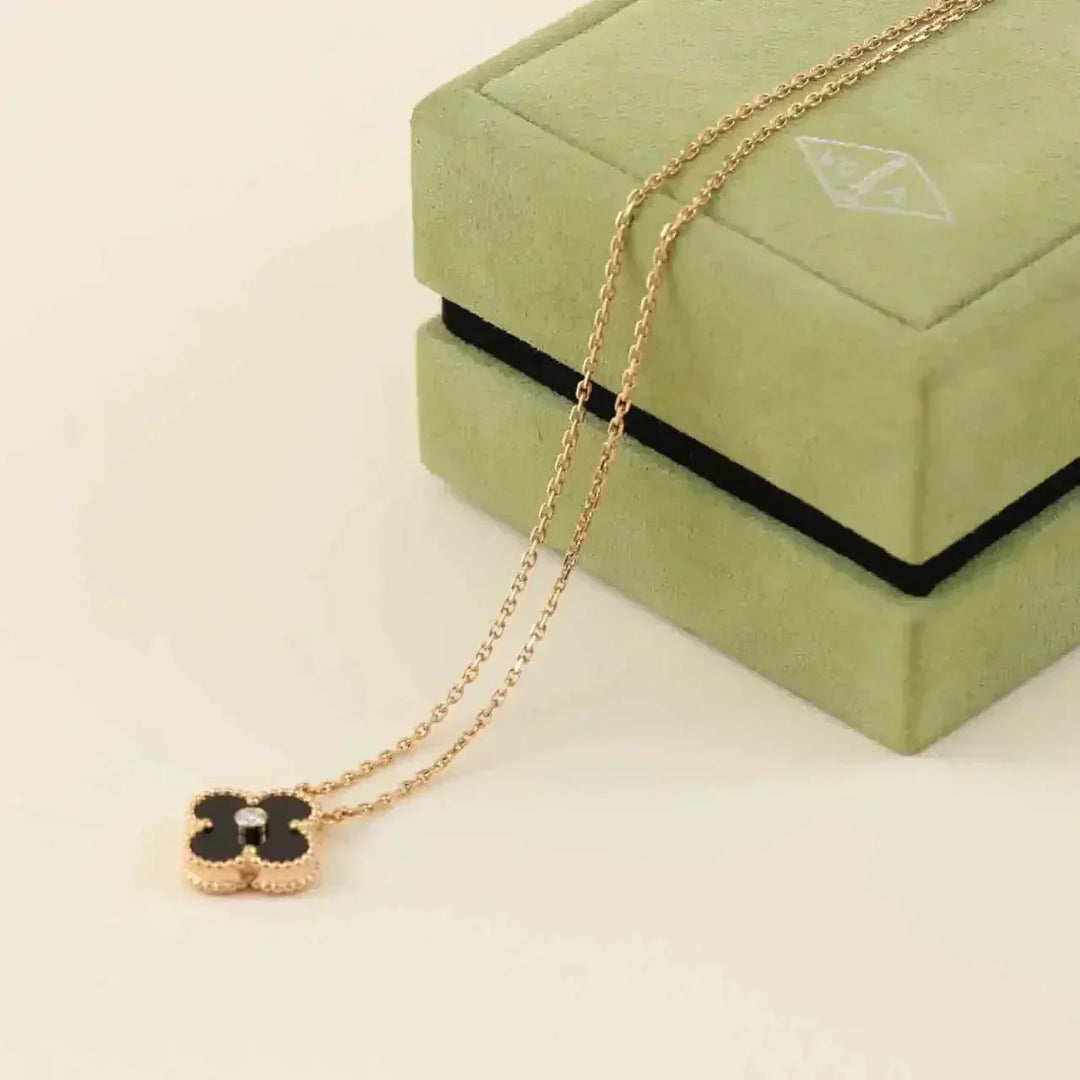 KLOVER 15MM Diamond Onyx Necklace