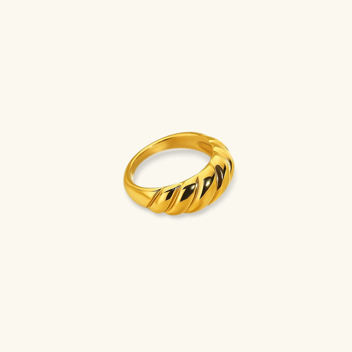 Amaia Gull Croissant-Style Ring