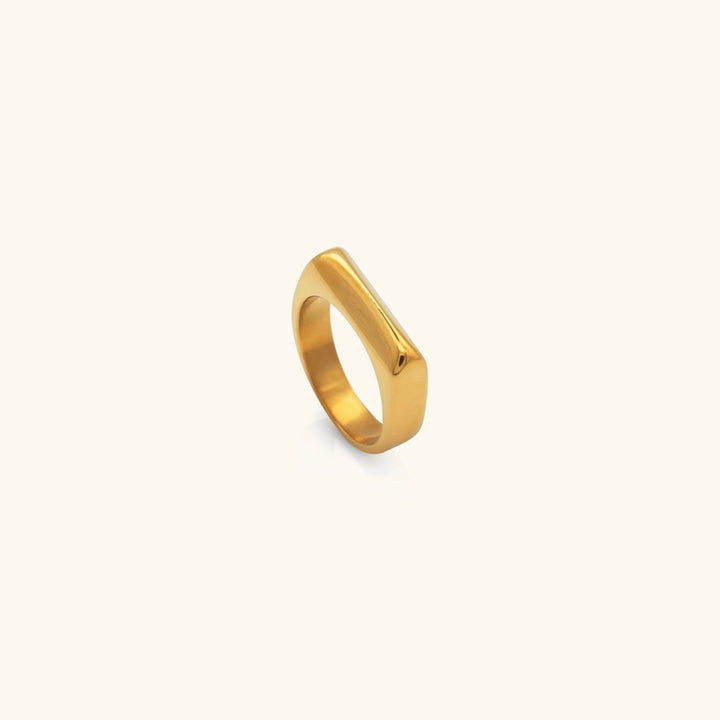 Calliope Elegance Ring