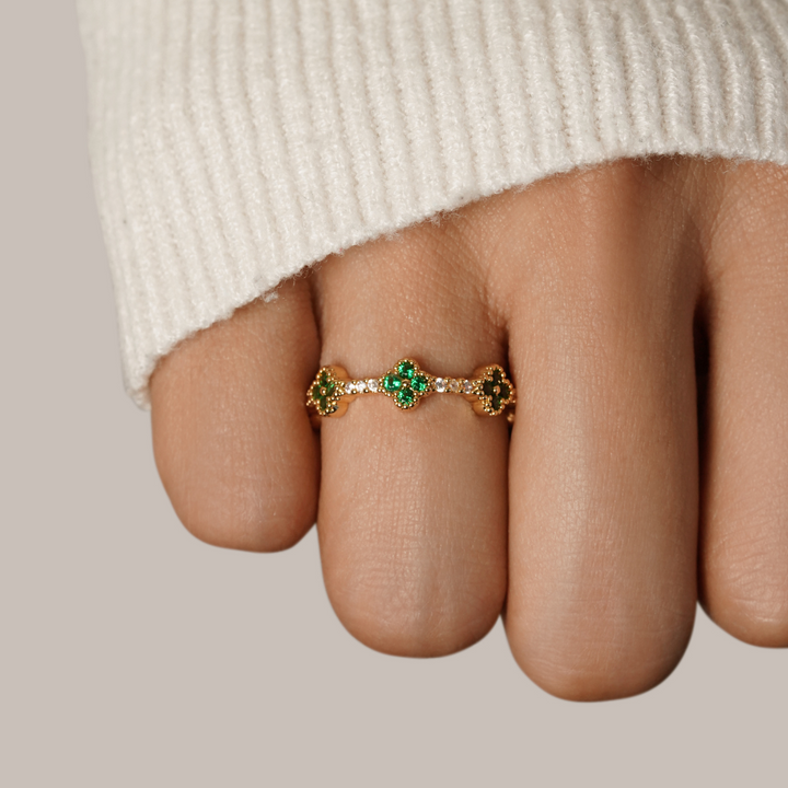 Fire Leaf Clover Crystal Ring
