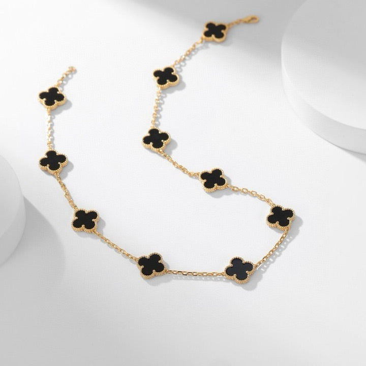 CLOVER 10 MOTIVER ONYX NECKLACE