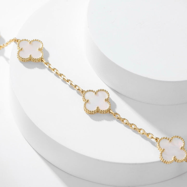 KLOVER 10-MOTIVER White Pearl Necklace