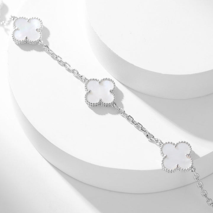 KLOVER 10-MOTIVER White Pearl Necklace