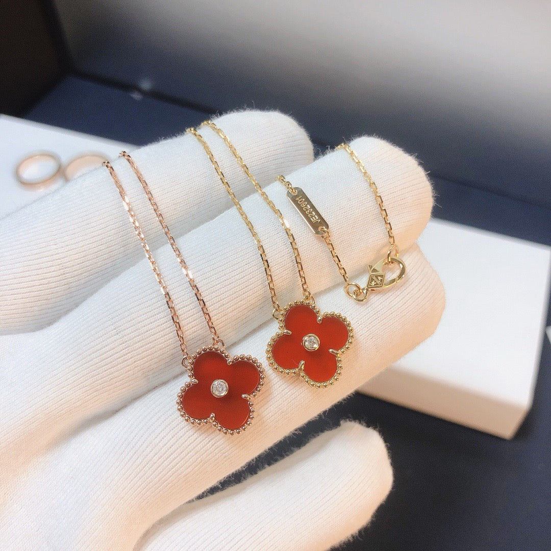 KLOVER 15MM DIAMOND CARNELIAN NECKLACE