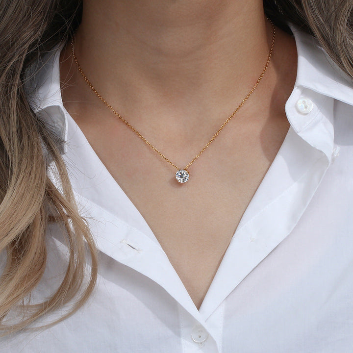 Kyla Gold Necklace with Solitaire Pendant