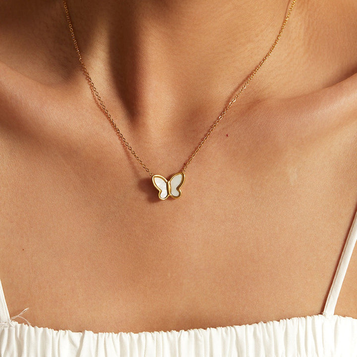 Flutterby Perlemor Necklace