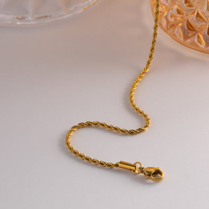 Gold Rope Chain Necklace by Calle