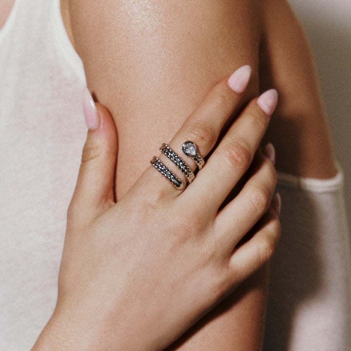 Davina Gull Snake Ring