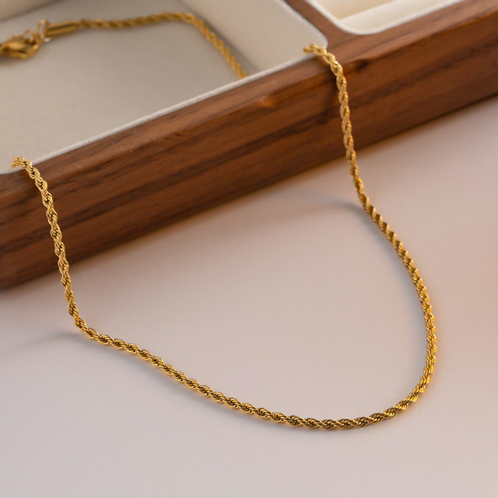 Gold Rope Chain Necklace by Calle