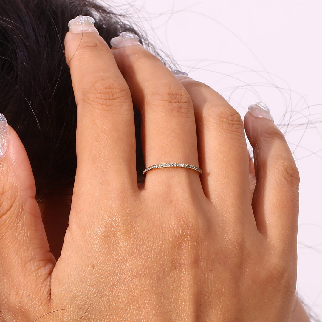 Zlatý prsten Zarra s ozdobnými prvky