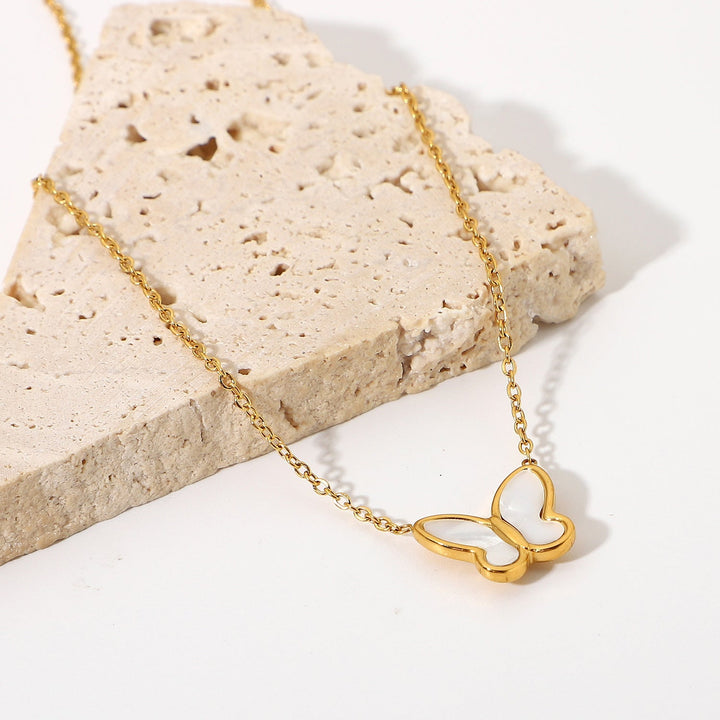 Flutterby Perlemor Necklace