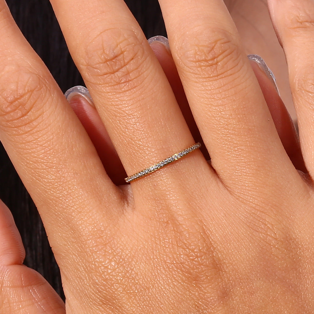 Zlatý prsten Zarra s ozdobnými prvky