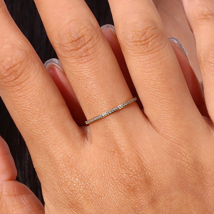 Zlatý prsten Zarra s ozdobnými prvky