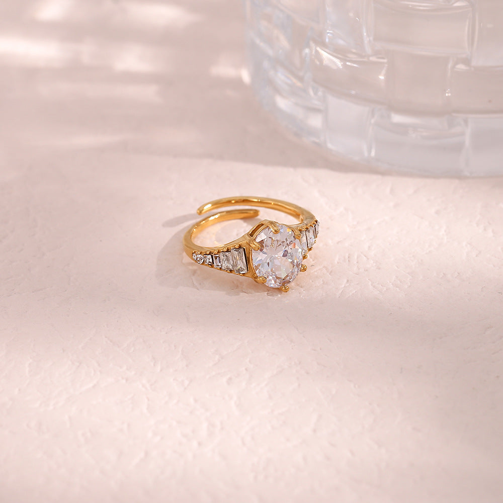 Diamond-Studded Syllia Ring