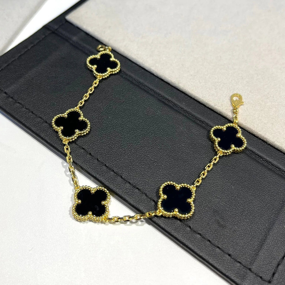 Clover 5 Motiv Black Onyx Bracelet