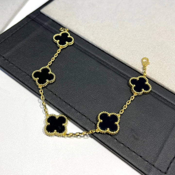 Clover 5 Motiv Black Onyx Bracelet