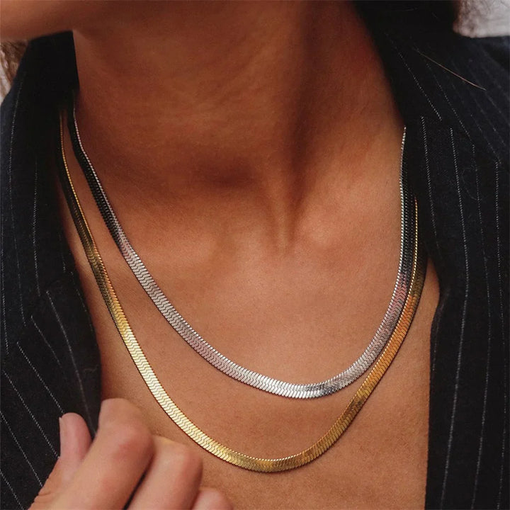 Elizabeth Gull Herringbone Necklace