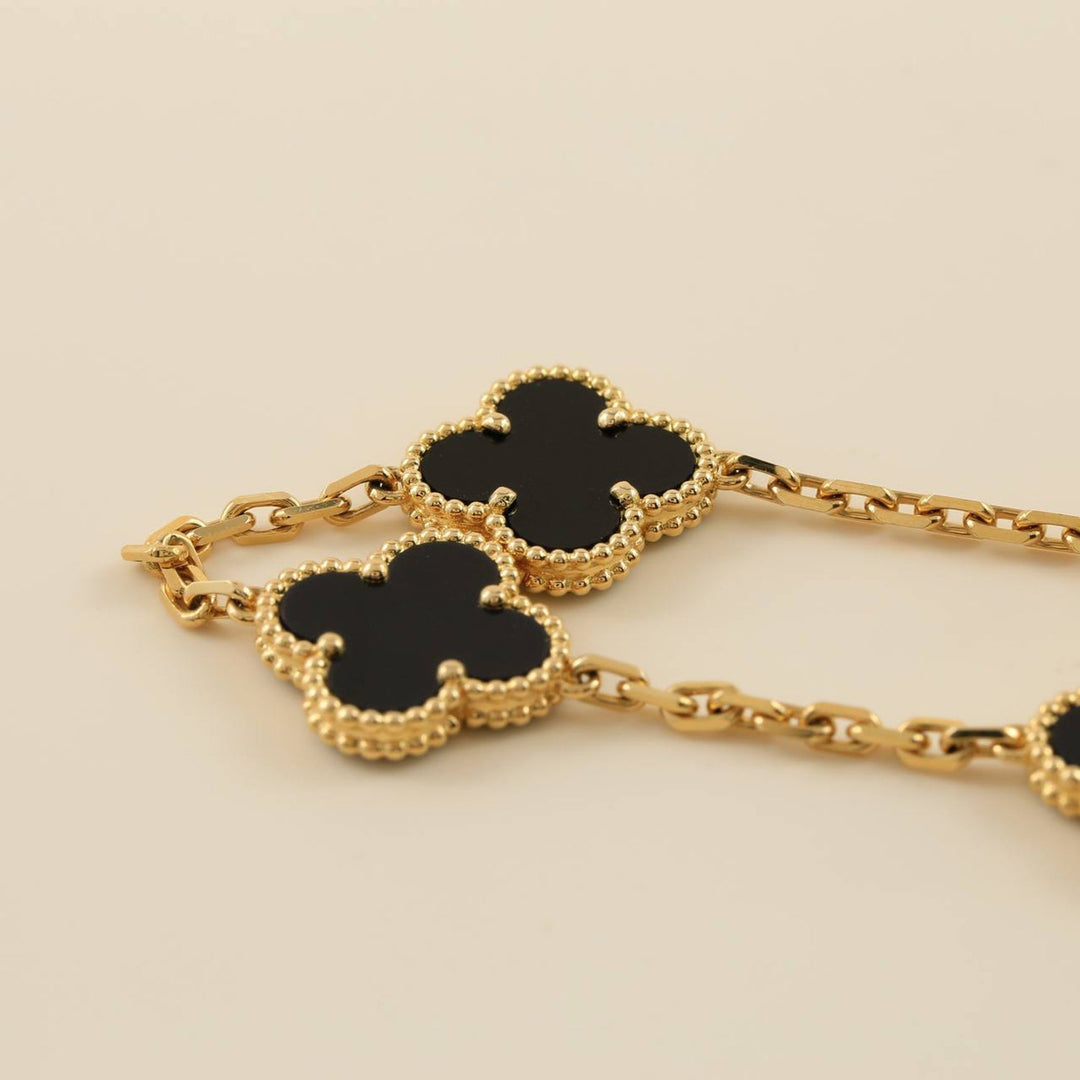 Clover 5 Motiv Black Onyx Bracelet