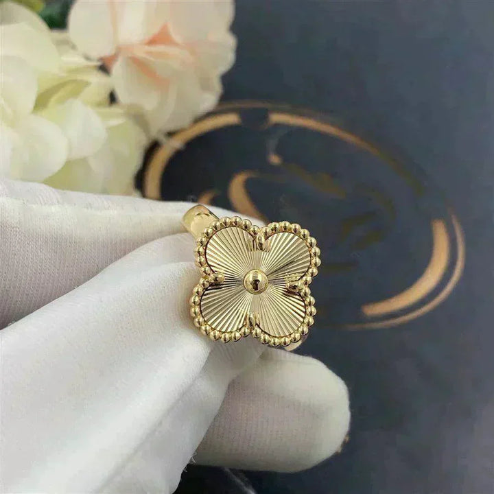 KLOVER GOLD RING